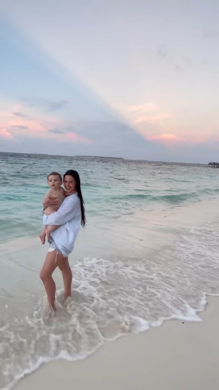 エレーナ・イリニフのインスタグラム：「Продолжение жизни…🕊️❤️」