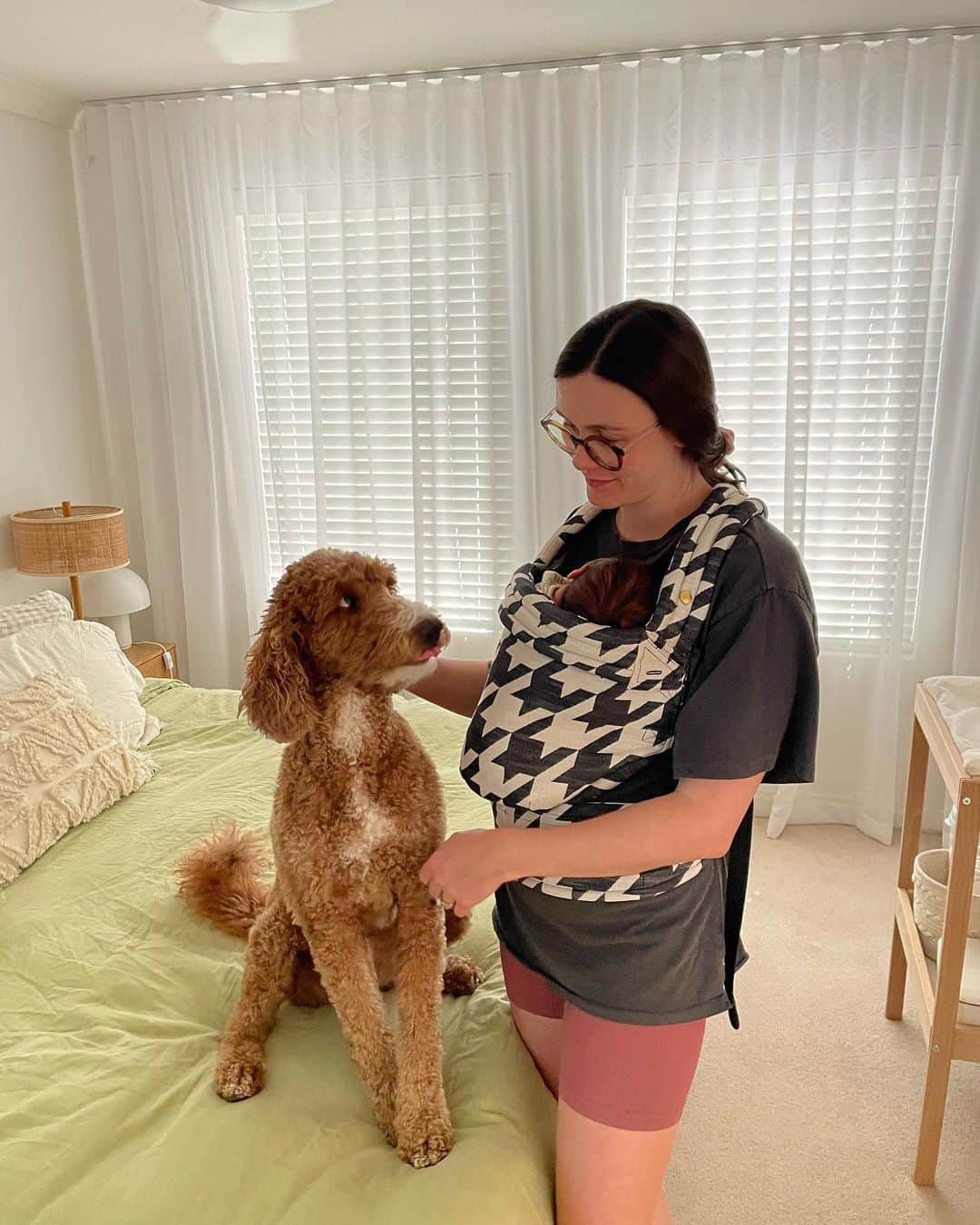 グラント・アーヴァインのインスタグラム：「Happy 1st Mother’s Day. Finn and Obi are so lucky to have you as a mum and I’m so lucky to have you as a wife ❤️❤️」