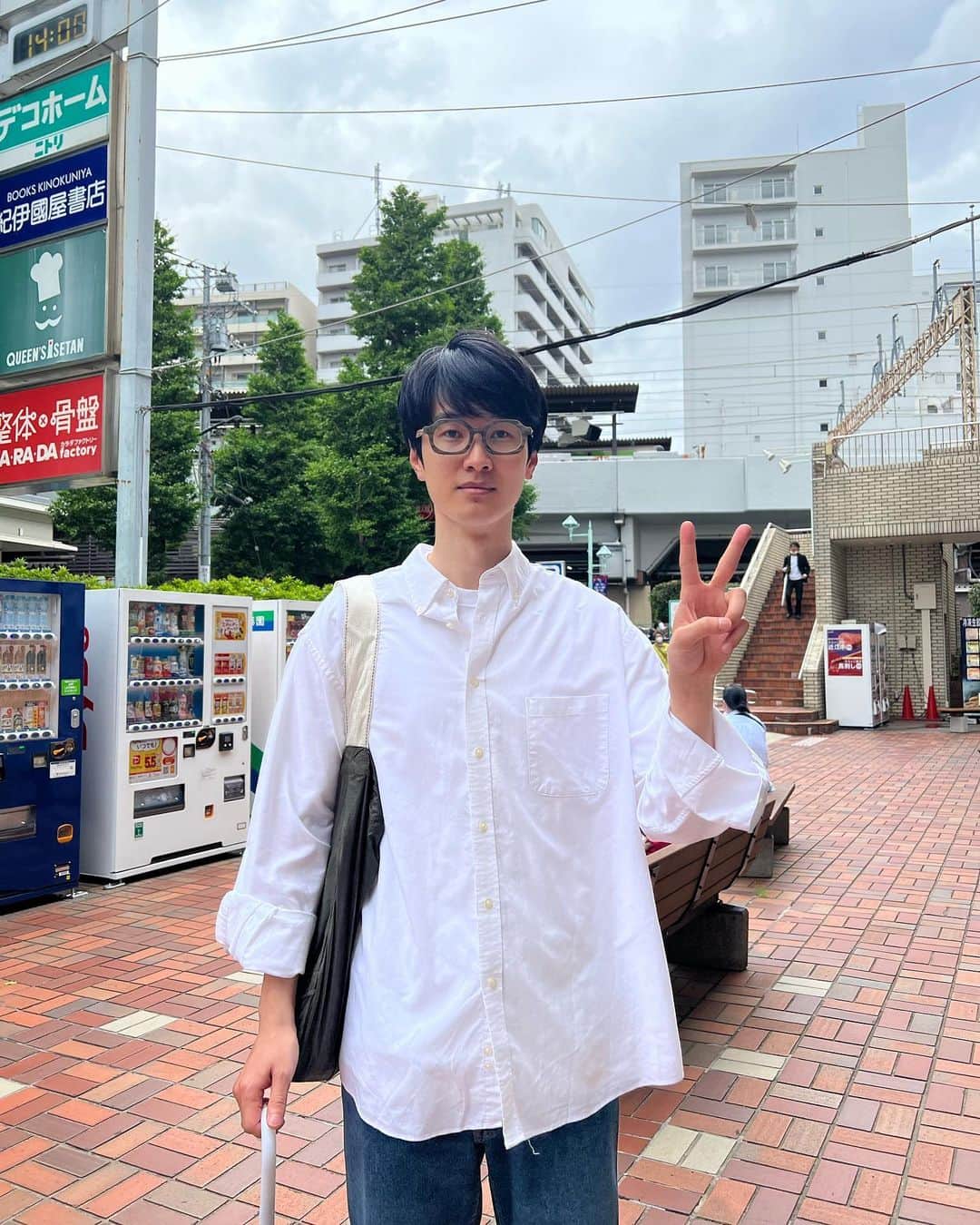 永井響のインスタグラム：「笹塚〜幡ヶ谷  長崎物産展に五島うどん ブルーラグだいすき ねじ式だいすき」