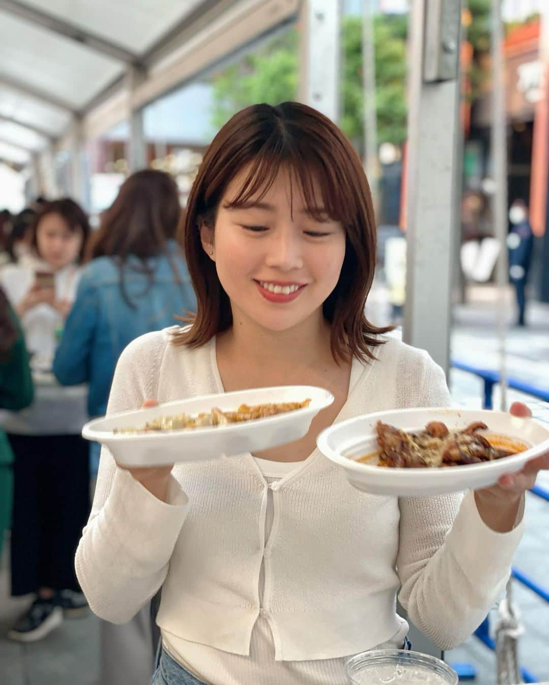 田中萌さんのインスタグラム写真 - (田中萌Instagram)「* 今日もご覧いただきありがとうございました✨ 日本三大祭りの「神田祭」の様子をお伝えしました😊  祭り！といえば 激辛グルメ春祭りに行きました🔥  餃子大好き🤍  5/16(火)まで新宿・歌舞伎町 シネシティ広場で開催中です☺️  #激辛グルメ祭り#激辛#激辛グルメ#辛いもの好き」5月14日 16時19分 - moetanaka_ex