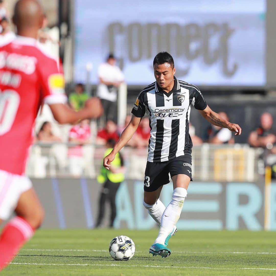 百瀬俊介さんのインスタグラム写真 - (百瀬俊介Instagram)「FORZA PORTIMONENSE ⚫️⚪️🟡  #portimonense #portugal #connect」5月15日 2時40分 - momose_shunsuke