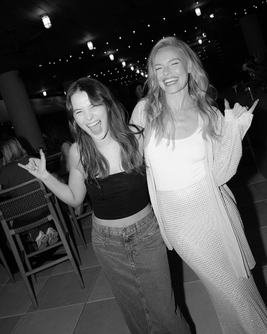 ケイト・ボスワースのインスタグラム：「My greatest joy is to be the co-mama of this bright, brilliant, kind, smart, funny, thoughtful young woman. 💜✨Jasper, you are committed to you- a faithfulness to self that will guide you for all your days. I am forever grateful to be your Madre. 💜🫶🏻😘 @jostrettell thank you for sharing this honor w/ me! I think of you every Mother’s Day and with so much love. xoxo」