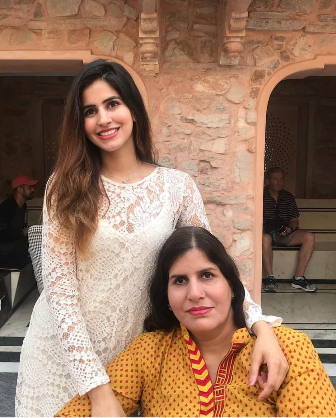 Sakshi Malikさんのインスタグラム写真 - (Sakshi MalikInstagram)「Here’s to the woman who always know how to brighten my day and make me feel loved! @anjusinghmalik 💞 I want to take a moment to express my deepest gratitude for all the love, sacrifice, and support you've given me throughout my life. From my earliest days to now, you've been my guiding light – teaching me right from wrong, showing me how to be strong and resilient, and always being there with a listening ear and a comforting hug when I needed it most. 🥰💕 Your love and faith is something truly special, and I am grateful every day for the blessing of having you as my mom. ❤️  So on this Mother's Day, I just want to say thank you. Thank you for all the sleepless nights and endless worry you've endured on my behalf. Thank you for all the tough love when I needed it, and all the warm hugs when I needed comfort. Thank you for being my role model, my confidante, and my friend. And most of all, thank you for simply being you – the most amazing and wonderful mom in the world. ✨  I love you more than words can say, mom. Happy Mother's Day! ❤️❤️❤️」5月14日 18時52分 - sakshimalikk