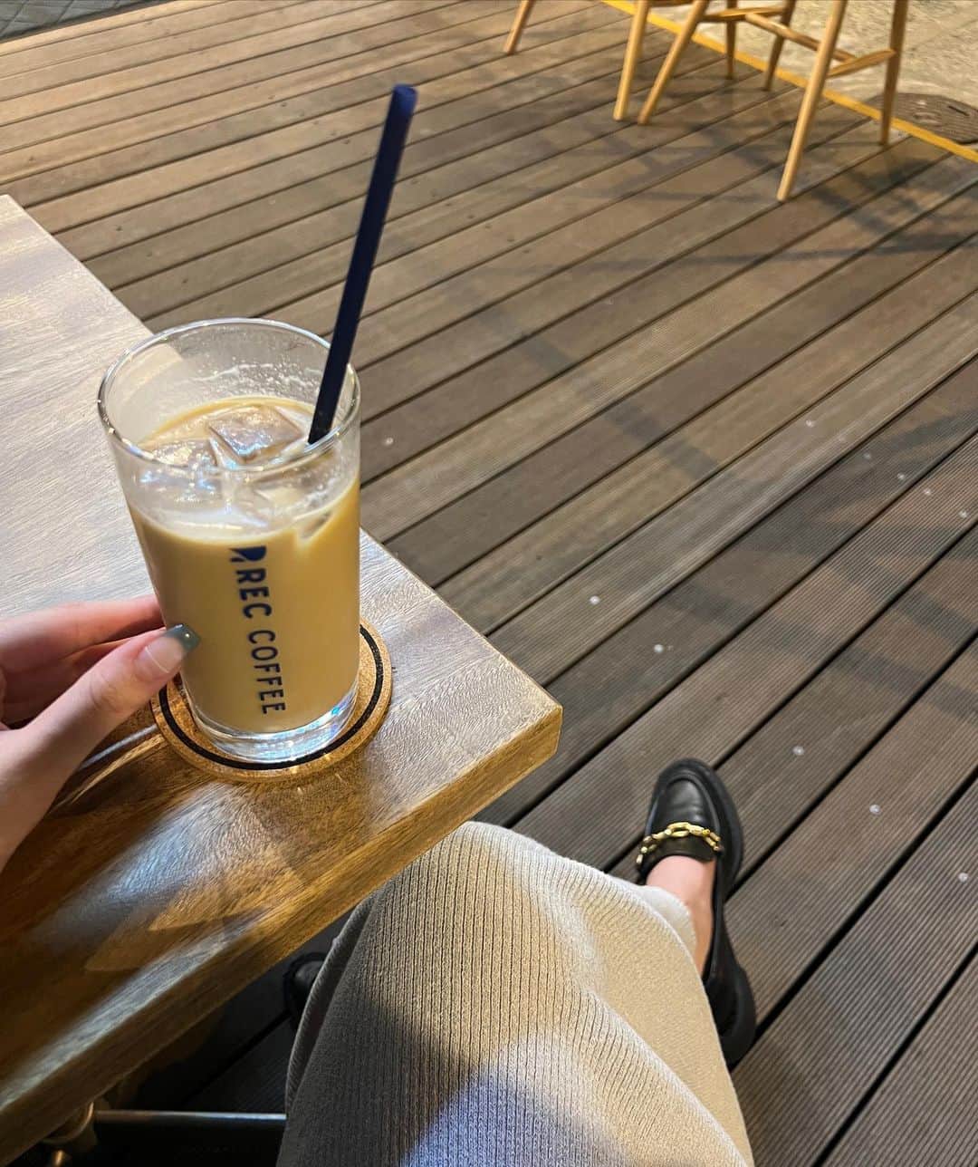 のインスタグラム：「. 5月上旬の夜に キャミワンピ着る季節感🤦🏻‍♂️笑 👗 @lagunamoon_com  #lagunamoon#福岡#夜カフェ」