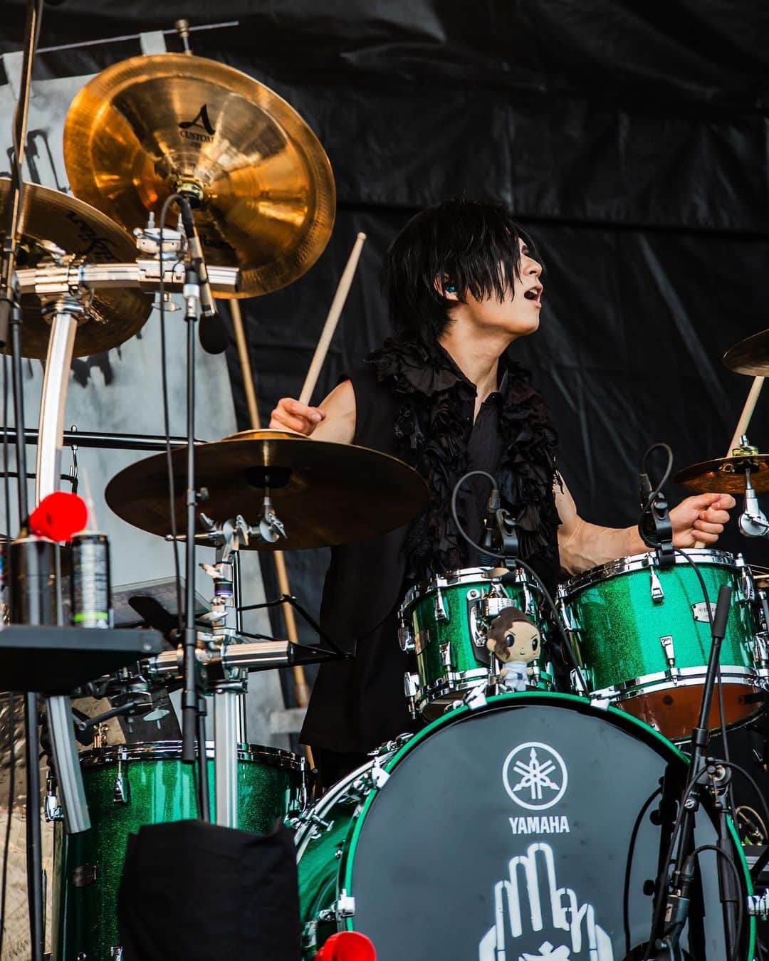 影丸さんのインスタグラム写真 - (影丸Instagram)「メトロック大阪、ありがとうございました。  最高にたこ焼きパワーを感じられました。  次の東京も楽しみですよ。  帰りは脚元、お気を付けください。  #メトロック @METROCK_pr   photo by @msmrk_0516  #sks #ジグザグ #ドラム #ドラムソロ #drums #drumsolo #drummer #drummerlife #pops #music #musician #songs #zildjiancymbals #yamahadrums #rohemadrumsticks #teamrohema #aspr #アサプラ #ead10」5月14日 19時19分 - kagemaru_zigzag