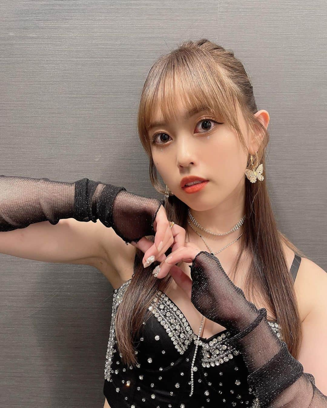 竹内舞のインスタグラム：「…  Dance♡ せくしーなおねさんになりました🤭  #dance」