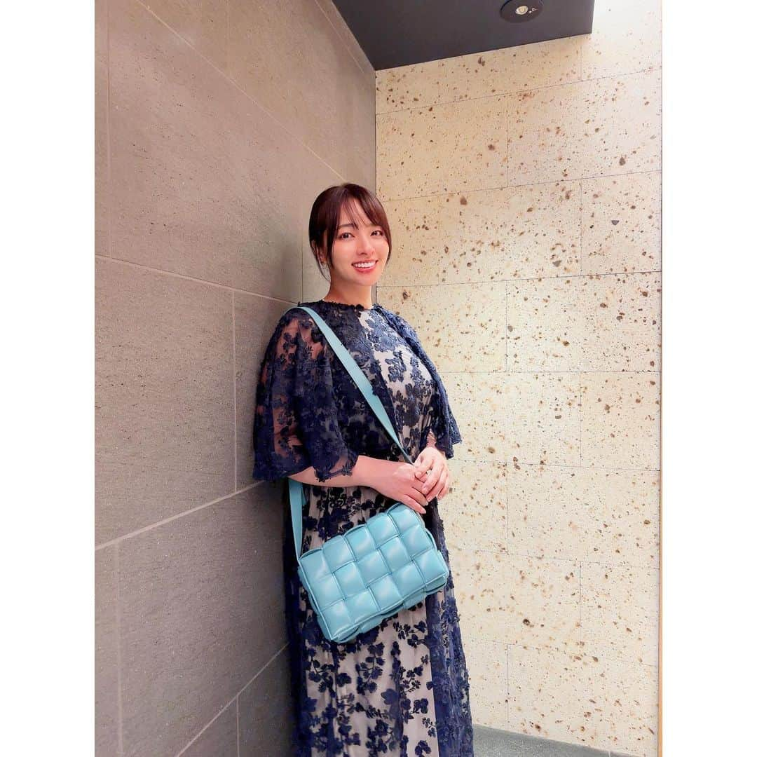 水崎綾女さんのインスタグラム写真 - (水崎綾女Instagram)「👗 @akte_official  👜 @newbottega   #akte #アクテ #ootd #outfit #fashion #dress #👗」5月14日 19時59分 - misakiayame