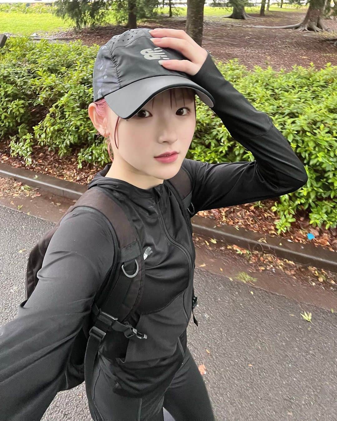 志村美希のインスタグラム：「🌳  5時に起きて(事件)朝からどしゃぶり20kmjogして撮影後にスープカレーとずーっと食べたかった鯛焼きを食べました。おいしかったです😸❕」