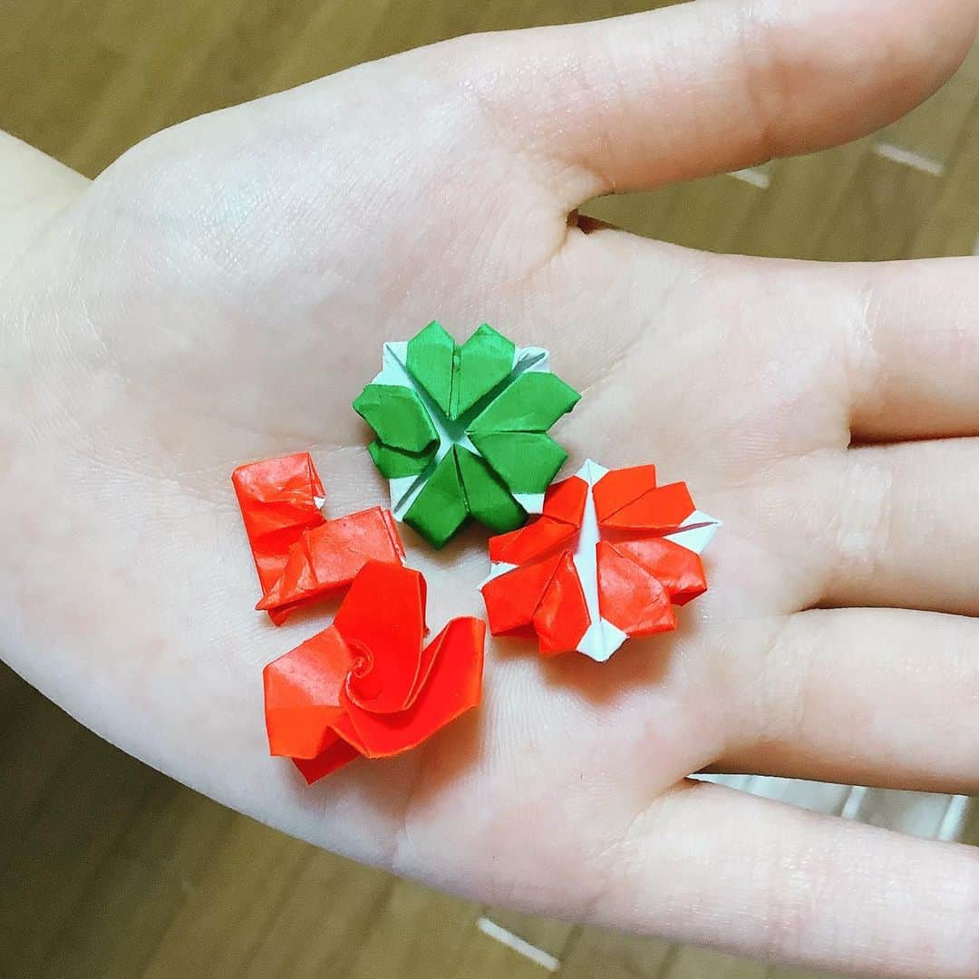 のインスタグラム：「次女がくれた母の日のプレゼント🎁  幸せだなぁ〜♡」