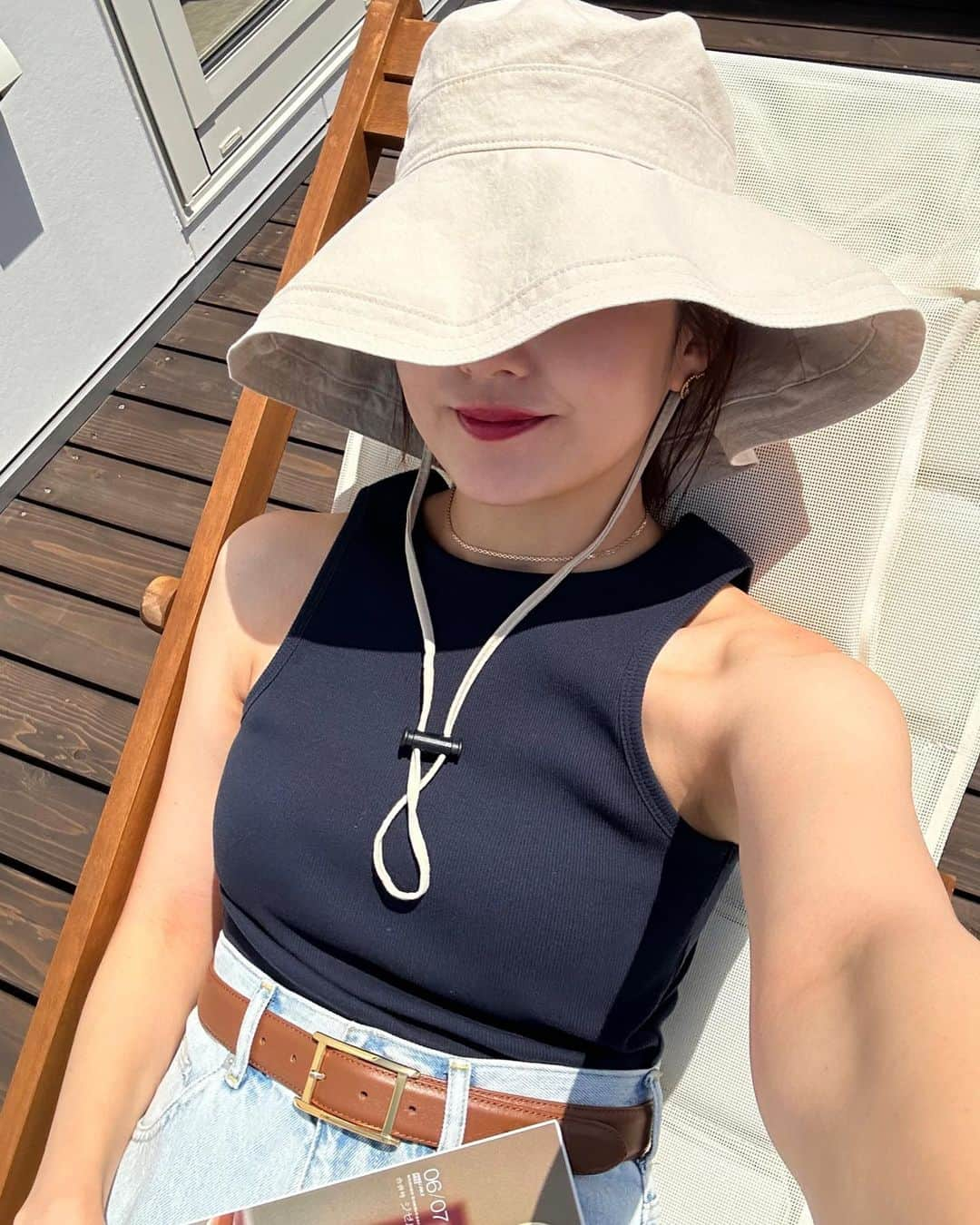 西村彩香さんのインスタグラム写真 - (西村彩香Instagram)「.  🌞📚😴  👒... @seadress_official (2022)」5月14日 20時07分 - leimoni_n