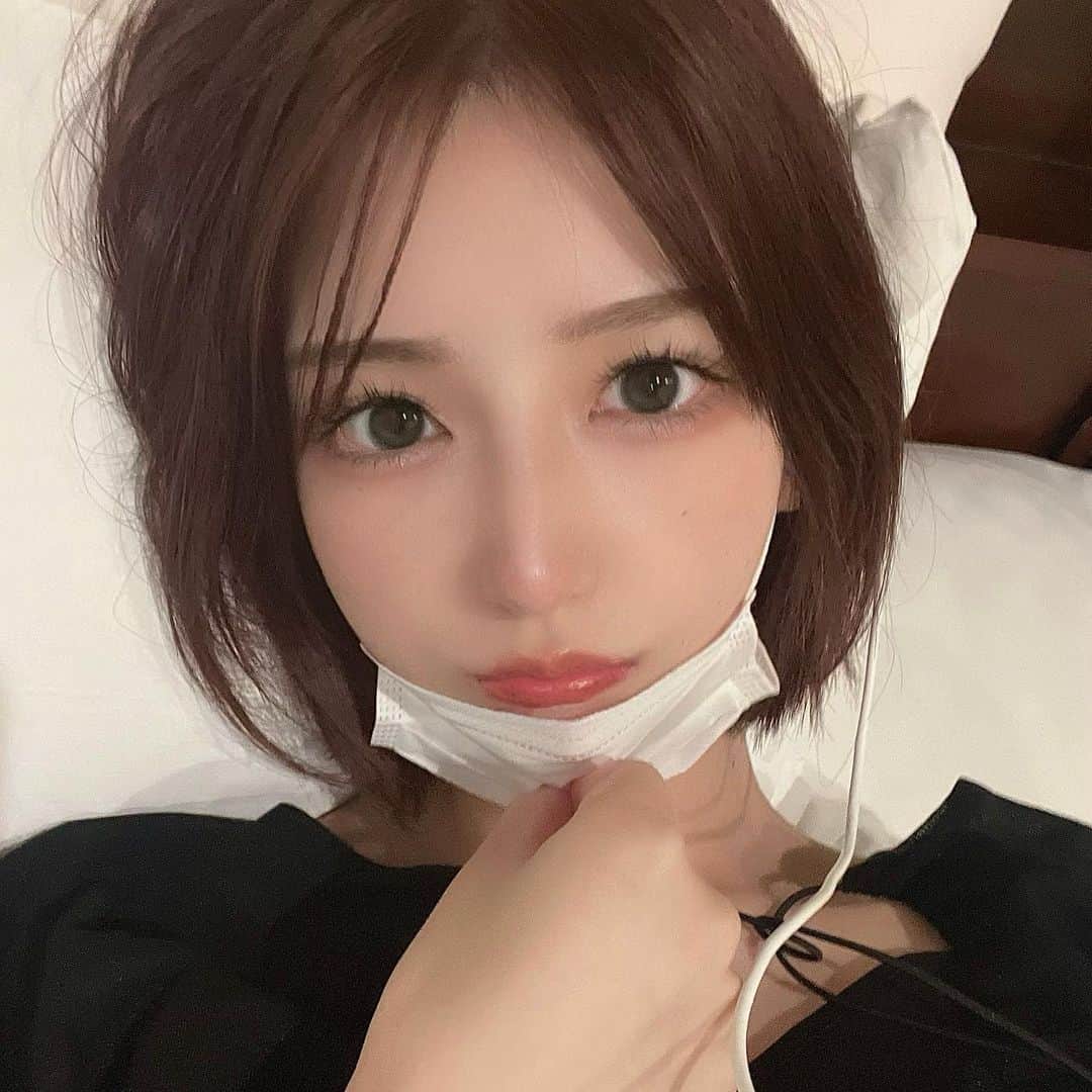帆乃花のインスタグラム：「最近のハマり、センター分け」