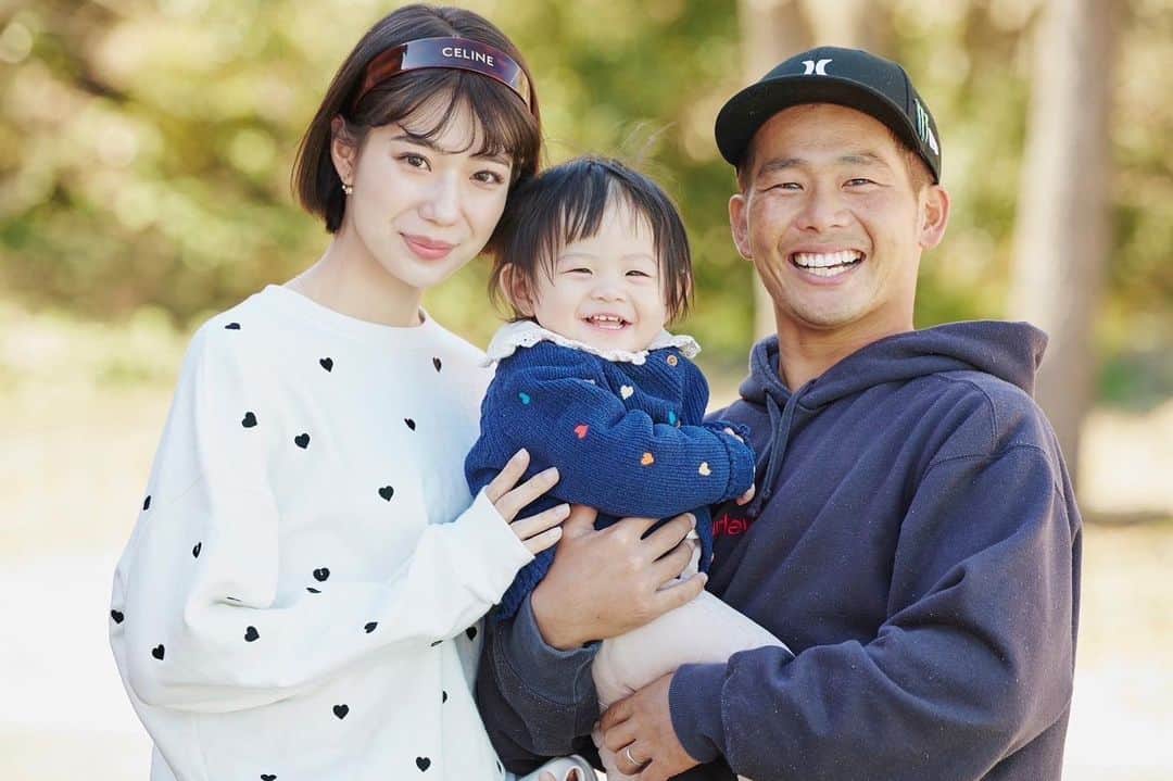 大原洋人のインスタグラム：「Happy Mother’s Day 🌹  ありがとうしかでません。 幸せな時間を過ごせてることは誰かが頑張ってくれている。 いつも本当にありがとう。 いつまでも可愛いママ❤️」