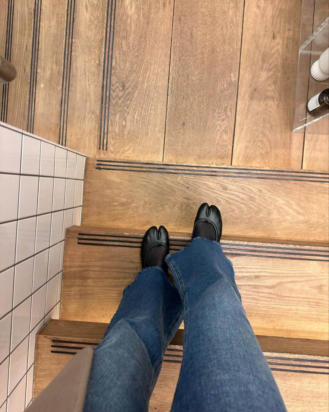 吉竹美聡さんのインスタグラム写真 - (吉竹美聡Instagram)「突然の寒い日、すぐ羽織れるジャケットや靴下が有り難い🧸💟」5月14日 20時17分 - misatoy