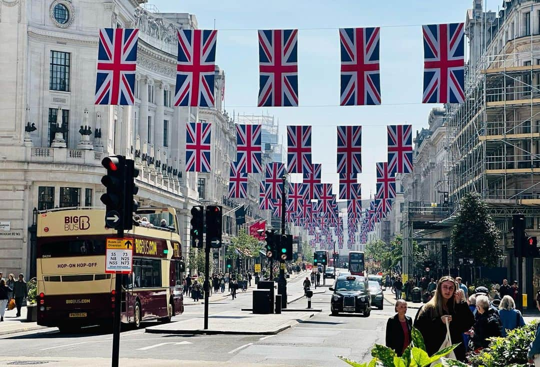 クリストファー・マッカリーさんのインスタグラム写真 - (クリストファー・マッカリーInstagram)「Still mad for you, London…」5月14日 20時36分 - christophermcquarrie