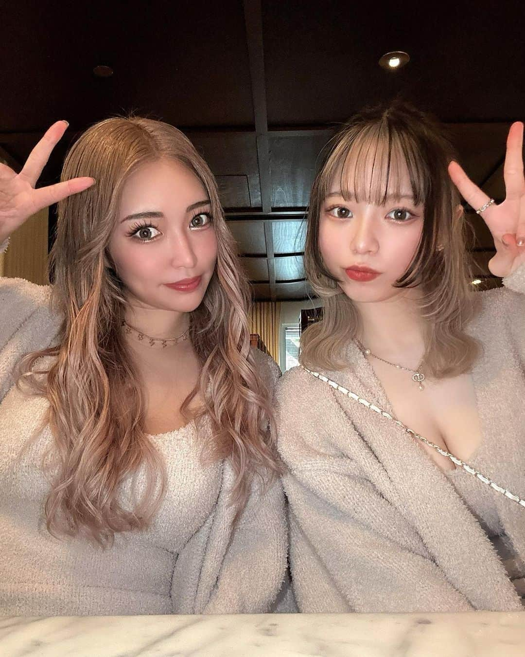 桃瀬ともさんのインスタグラム写真 - (桃瀬ともInstagram)「💝母の日💝 母になって20年たちました❣️ 母になり母のありがたみに気づけました😌おかんには感謝でいっぱい🥰 全世界の全ての母たちが幸せでありますよーに💝私もまだまだ頑張るぞ‼️‼️ #母の日 #母は強し」5月14日 21時03分 - tomomomose0627