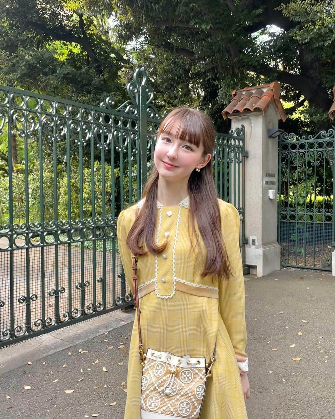 のインスタグラム：「この前ウィーン少年合唱団の公演を観に行った🎼  #06 #06년생 #coquette」