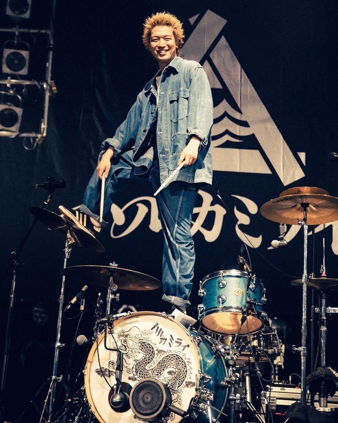 小松謙太のインスタグラム：「5/13 Zepp Osaka Bayside  ヨーロー劇場2023 - FLOWER JOE-  @ayumu10.18」