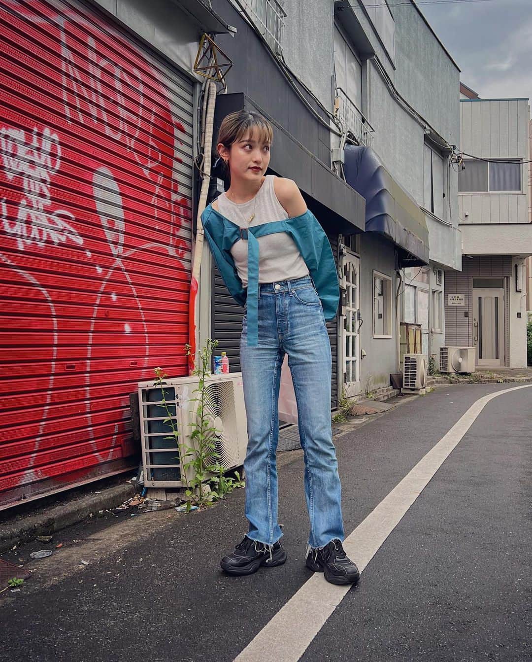 所谷舞さんのインスタグラム写真 - (所谷舞Instagram)「可愛いお洋服が届いてすぐ着た🐶♡ @miu_kubota ぶぶにも会えていい日だったなぁ🤤」5月14日 21時57分 - _mai_i_