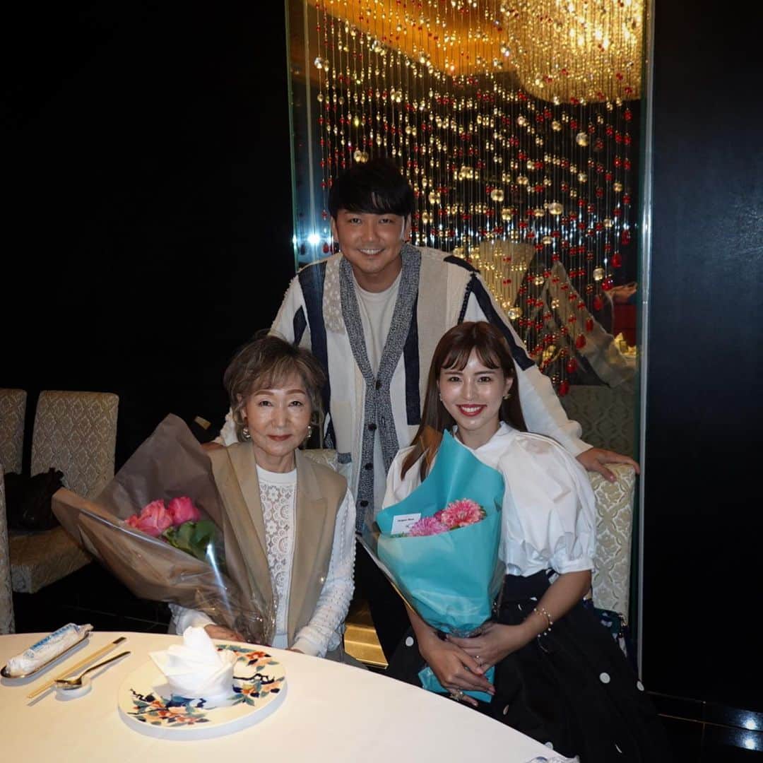 嵜本将光 のインスタグラム：「いつもありがとう☺️  #母の日 #mothersday  #happymothersday」