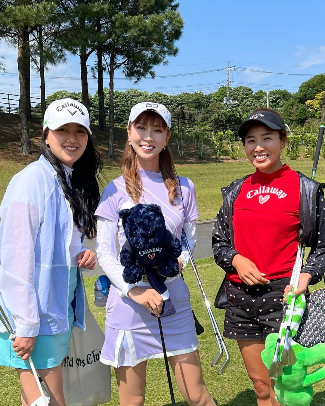 サブさんのインスタグラム写真 - (サブInstagram)「@curucuru_golf   ✖️ @love_callaway  Trial Festival❤️〜パラダイムと変わろう〜  イベントに参加してきました🙋♪  ラウンド前にドライビングレンジでパラダイムの試打ができたり、パラダイムを使ってラウンドやショートホールチャレンジができたり❤️ とにかく、思いっきりパラダイムを体感することができるイベントでした😊👏  ウェアはもちろん @love_callaway で参加してきたよ❤️ この、赤いモックネックが可愛いって沢山DM頂いてありがとうございます😊 この日のスタッフTシャツとして、キュルキュルの皆さんも着用してましたよ😆🙌  @callawaygolf_japan  #キャロウェイ #キャロウェイアパレル  #キャロウェイゴルフ  #キャロウェイ女子  #キャロウェイコーデ  #キャロウェイパラダイム #パラダイム #パラダイムシフト #イベント #女子イベント #キュルキュル #curucuru_golf  #レディース #レディースファッション  #レディースゴルフ #レディースゴルフウェア  #golf #golflife  #golfwear」5月14日 21時58分 - sabu_golf