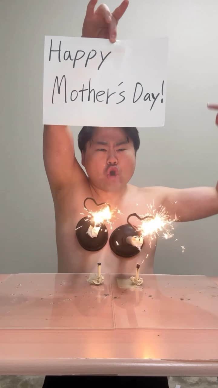 ウエスPのインスタグラム：「【Happy mother's day!!】 #ウエスp  #kawaii #happymothersday  #mad #cool」