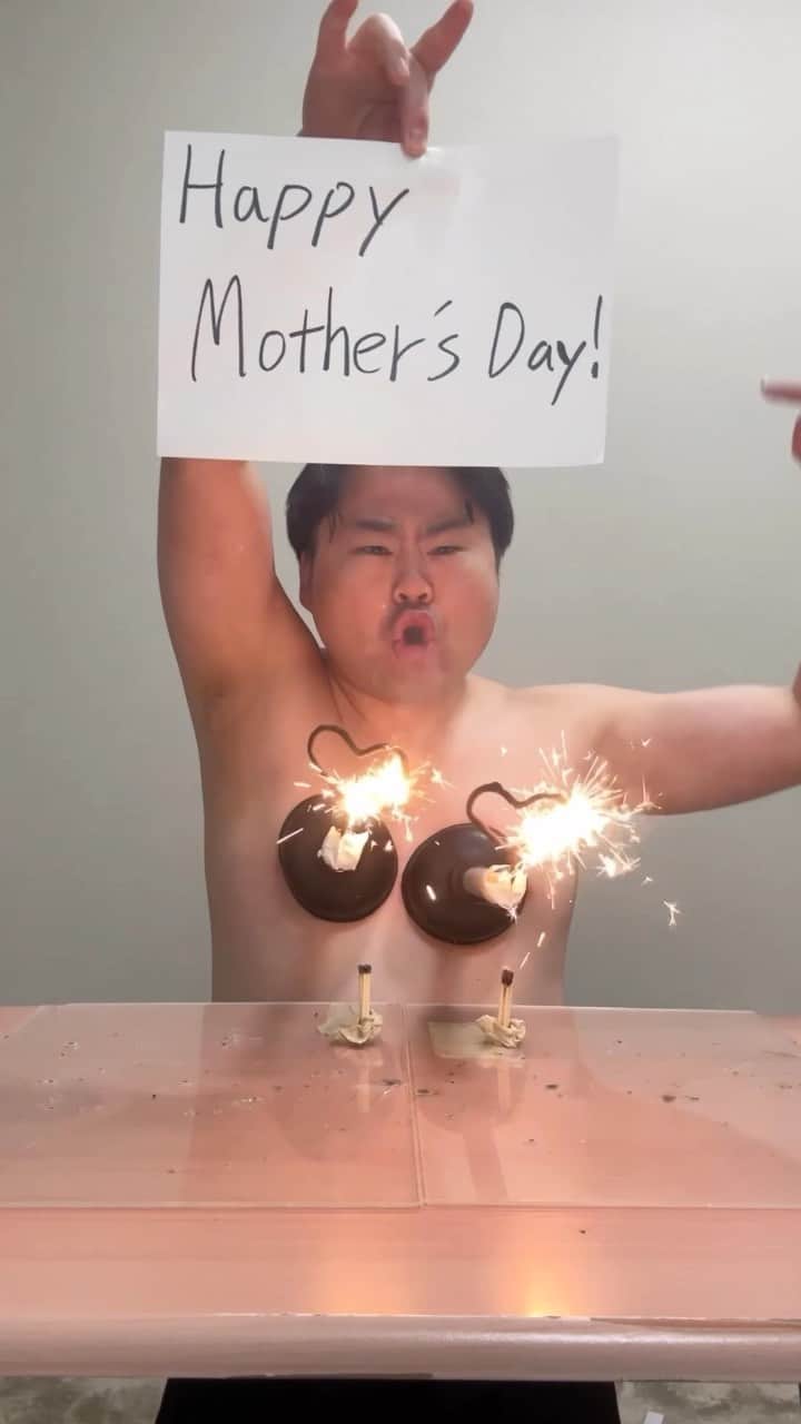 のインスタグラム：「【Happy mother's day!!】 #ウエスp  #kawaii #happymothersday  #mad #cool」