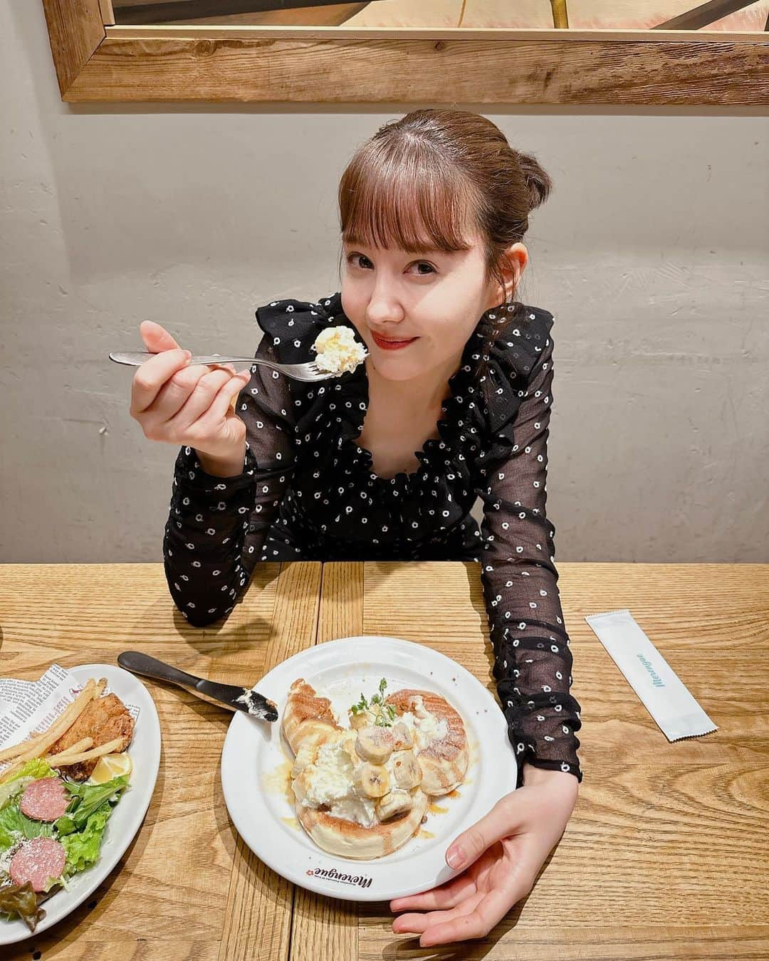 トリンドル玲奈さんのインスタグラム写真 - (トリンドル玲奈Instagram)「久々パンケーキ🥞 ふわふわで、ぱくぱく食べてしまい お腹いっぱい!  はじめてのファンミーティングにて🫶 ｱｯﾄﾎｰﾑな会で楽しかったなぁ🫶」5月14日 22時23分 - toritori0123