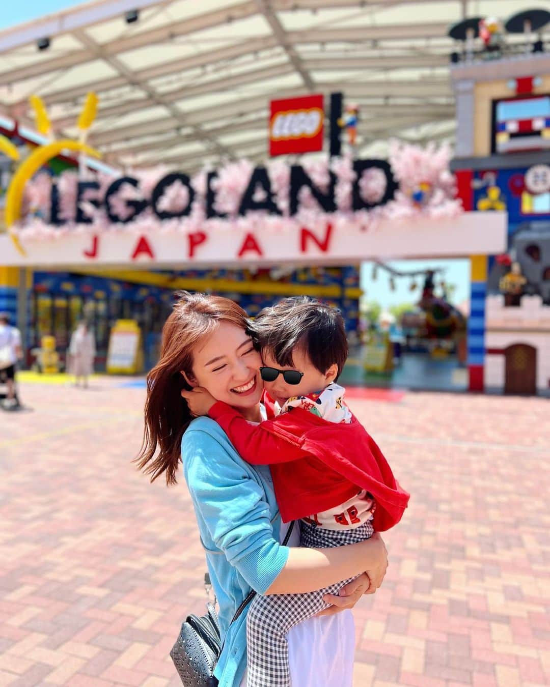 花岡維生のインスタグラム：「📍名古屋・伊勢・鳥羽 #子連れ旅行  レゴランドが2歳児でも楽しめるアトラクションも多くてすっごく良かった！また行きたい🥹💓 三重県は何度も行った事あるけど、やっぱり何回行っても好き😍 #レゴランド #レゴランド名古屋 #legolandjapan #名古屋旅行 #伊勢神宮 #おかげ横丁 #三重旅行 #鳥羽 #子連れお出かけ #2歳男の子 #男の子ママ」