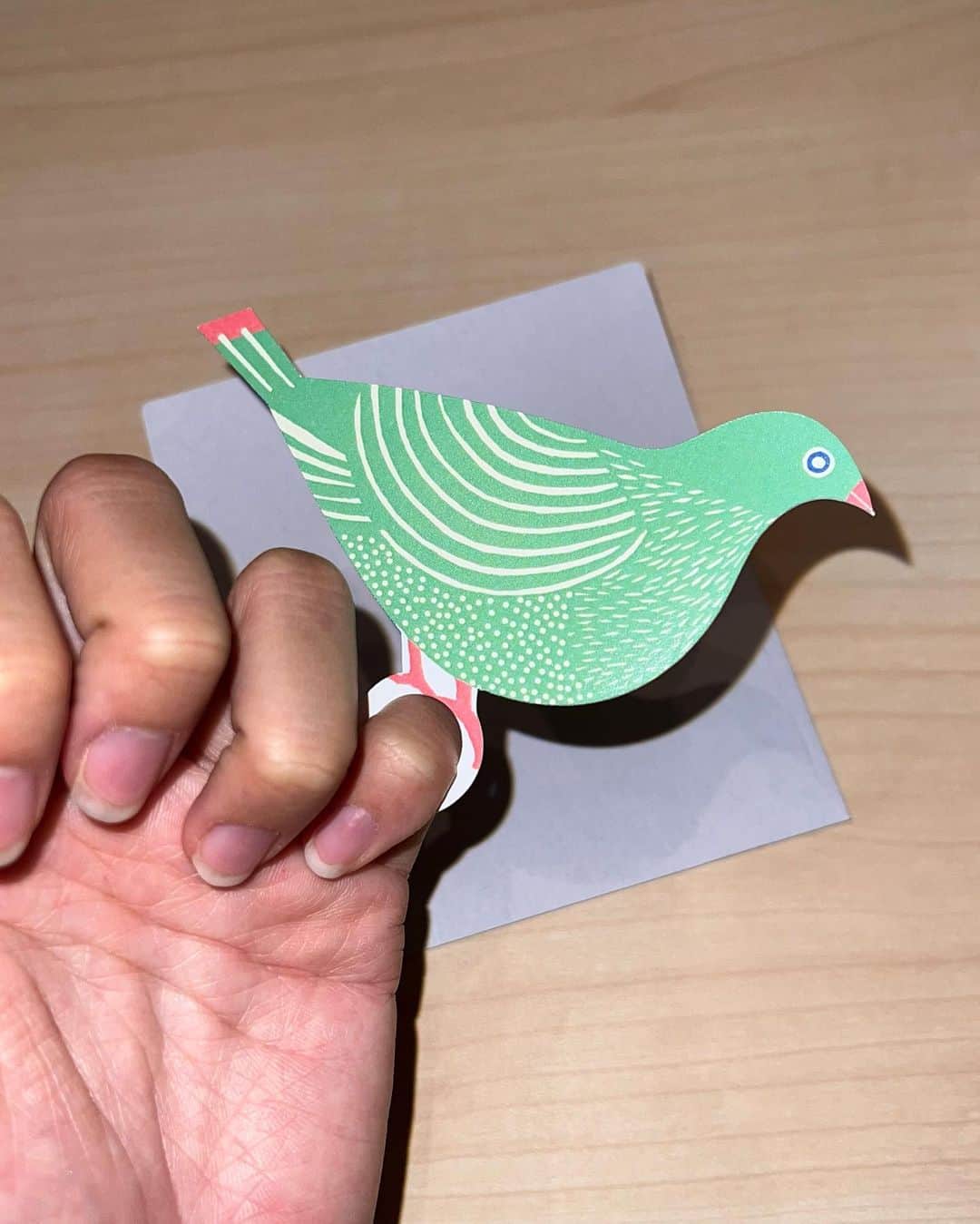 古賀あかねさんのインスタグラム写真 - (古賀あかねInstagram)「初めての母の日だから..って大好きな うしみつ( @ebisu_ushimitsu )で ご飯にしてくれた🥩  小鳥のへんなカードに 頑張ろうねって書いてあった。 ケーキも🍰  いつもやさしい @hiroto_kondo 👨🏾‍🦲 母がんばるね！！  週一ペースでうしみついきたい」5月14日 22時56分 - iam.akanetan
