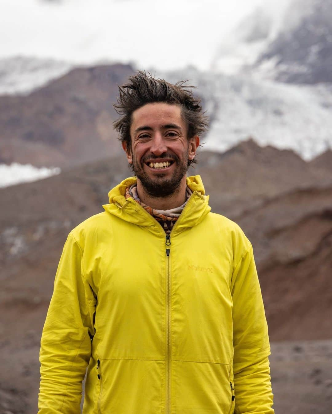 マーモットさんのインスタグラム写真 - (マーモットInstagram)「Hairstyling courtesy of 15 days with no shower. Rain wear courtesy of us.  Picture: @jsack_photo  #Marmot」5月15日 0時00分 - marmot