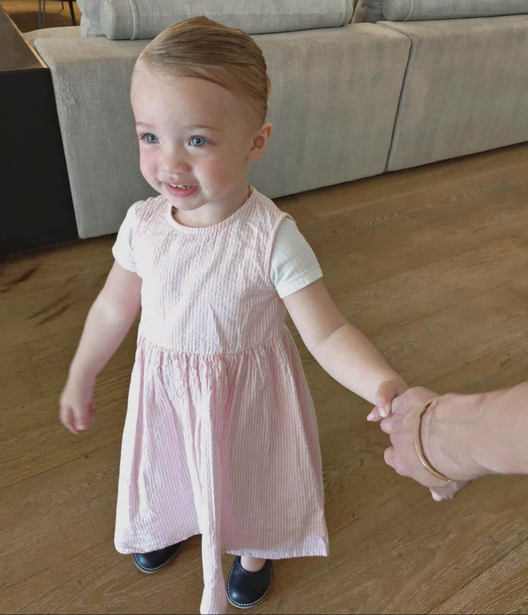 ベレン・ロドリゲスのインスタグラム：「Mis hijos 🤍 los amo hasta el infinito」