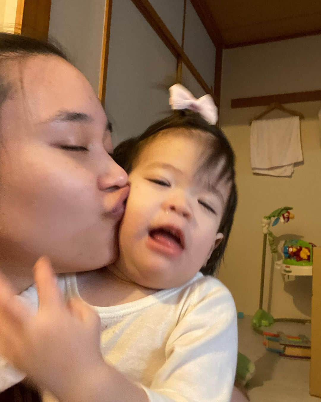 タヤネさんのインスタグラム写真 - (タヤネInstagram)「I wouldn’t trade for anything❤️  Happy Mother’s Day🌹  #motherhood #happymothersday #myeverything #daughter #motherlove #felizdiadasmaes #guerreiras #maeefilha #amorincondicional」5月15日 0時12分 - thayaneinazu