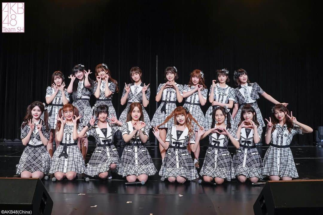 AKB48 Team SHのインスタグラム：「5月14日#恋爱禁止条例 公演合照💗💗💗」