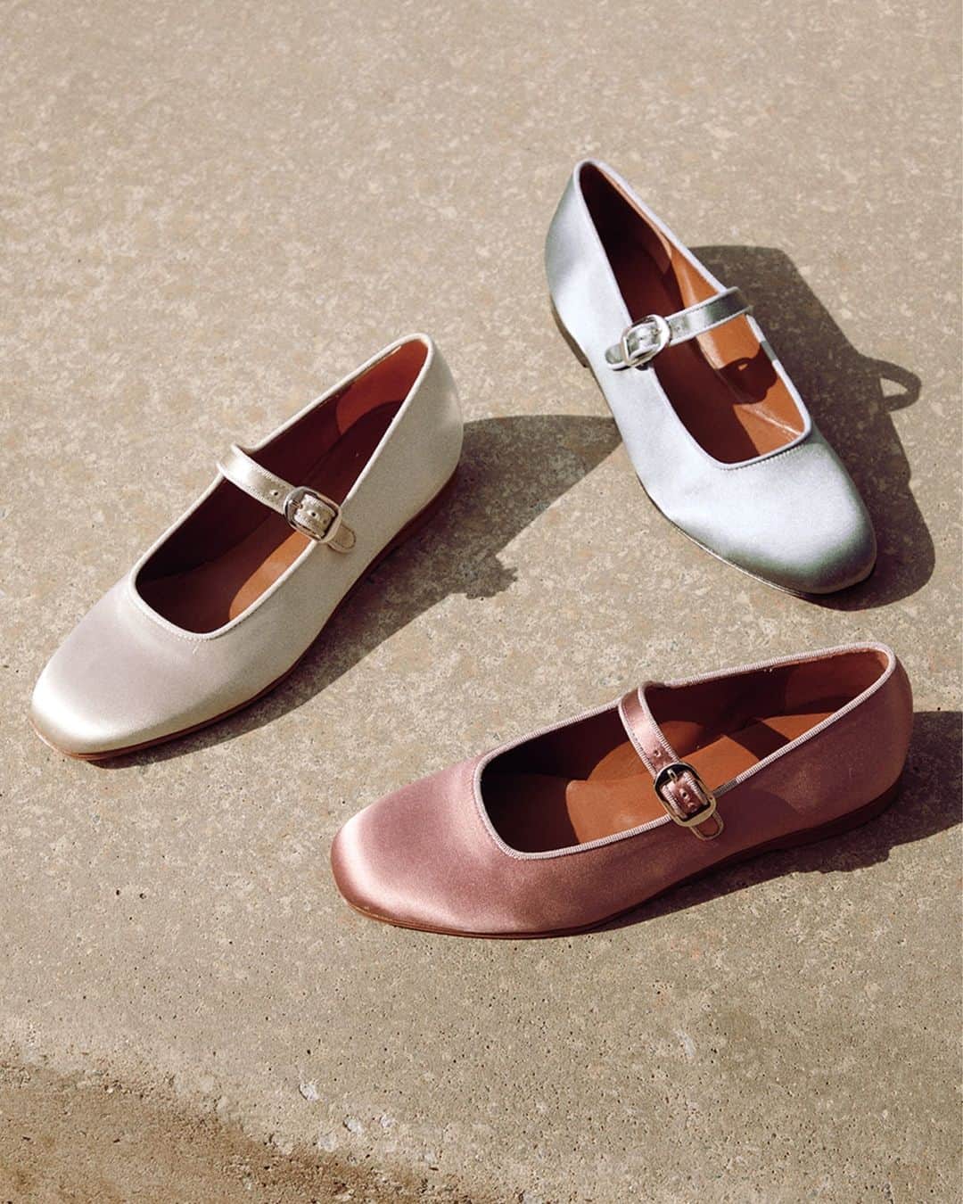 MATCHESFASHION.COMのインスタグラム：「Tiptoe into a new week in @le.monde.beryl’s Mary Jane flats.」