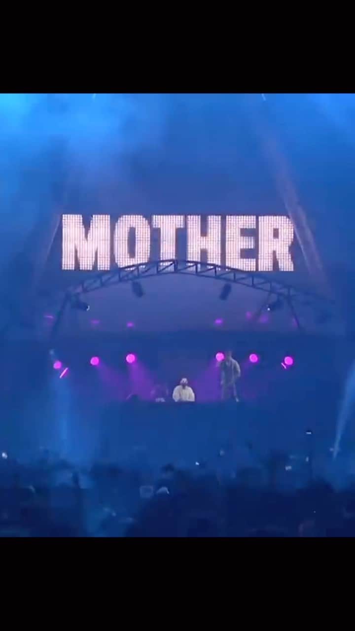 Yellow M.F. Clawのインスタグラム：「CUTE ALL THESE DJS POSTING PICS WITH THEIR MOMS TODAY.. BUT WE ALL KNOW WHAT DJ SUPER DUO TALKS ABOUT MOTHERS WORLDWIDE ALL YEAR LONG THO.」