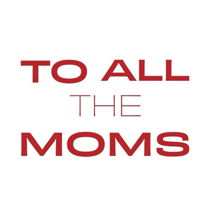 レッドキャップのインスタグラム：「If you have one, or you know one, let a Mom know they’re awesome. #mothersday」