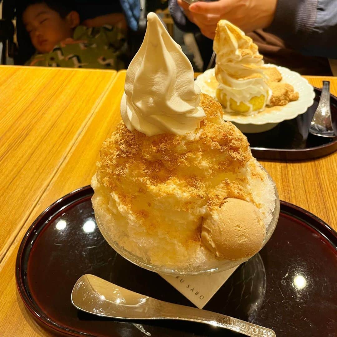 馬渕史香のインスタグラム：「息子が寝てる間に🍦 　 #麻布茶房 大好き夫婦 　 #甘味  　 #あしざわ家  #令和2年生まれ #5月生まれ #男の子 #boy #2020boy #男の子ママ  #ずぼら主婦」