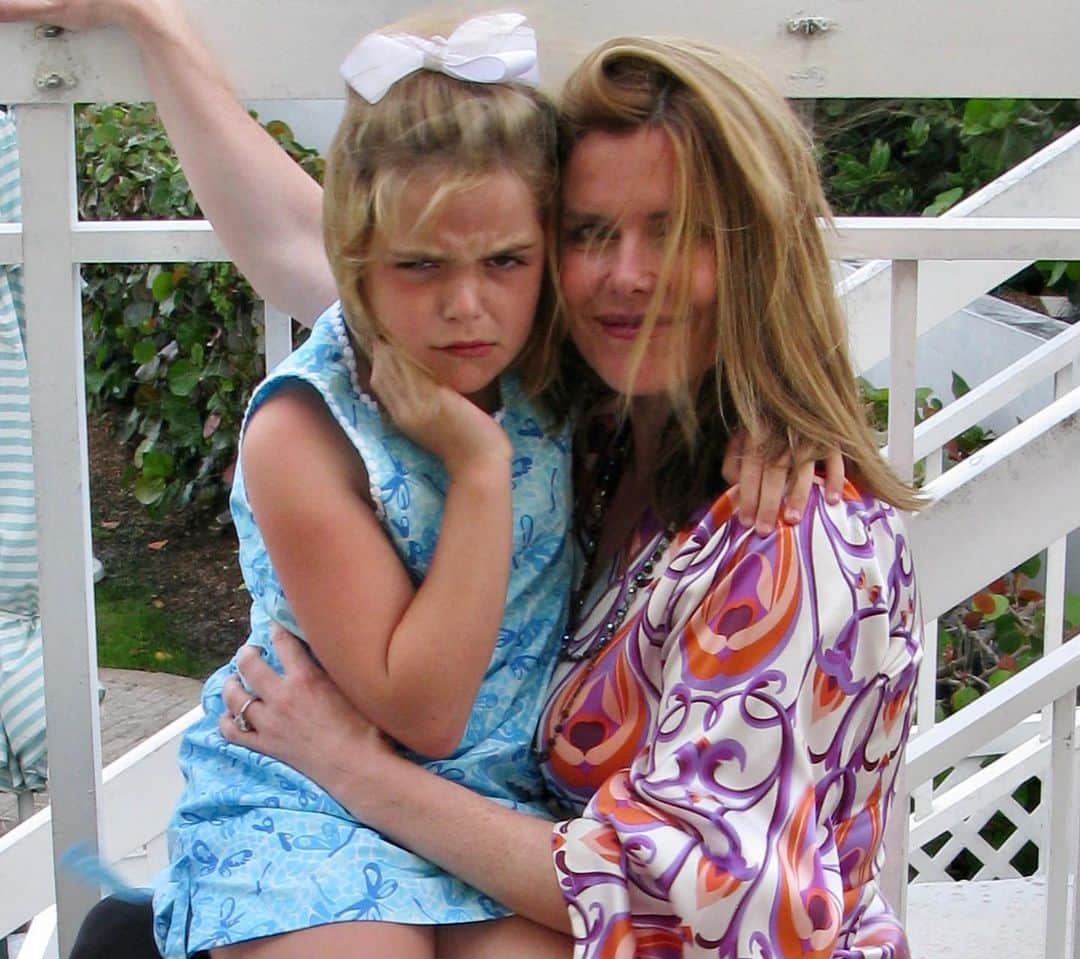 キーナン・シプカのインスタグラム：「love you mom」