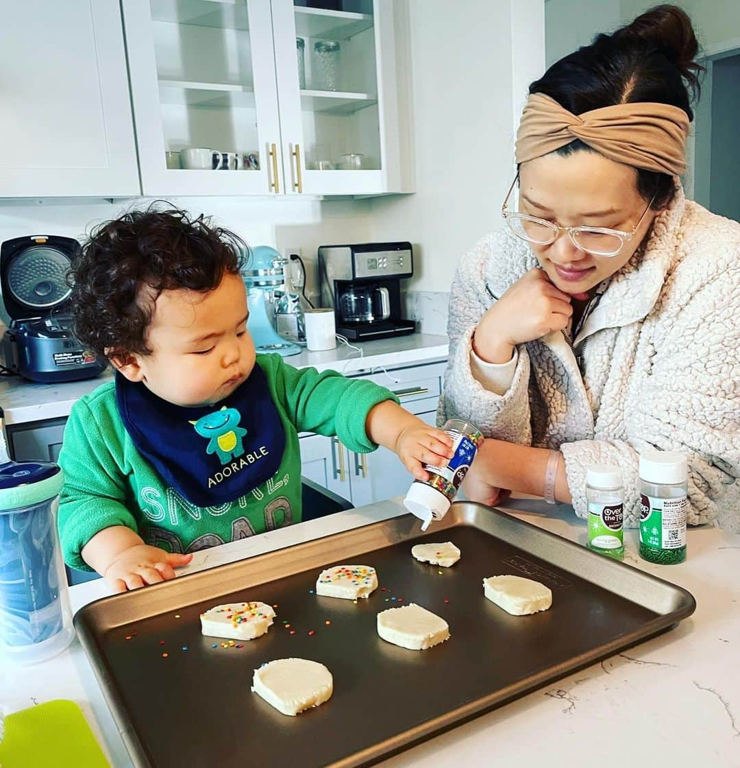 Hapa 英会話さんのインスタグラム写真 - (Hapa 英会話Instagram)「Happy Mother’s Day to this super mama who makes the hardest job in the world look easy ❤️  #mothersday #母の日 #ありがとう」5月15日 5時41分 - hapaeikaiwa