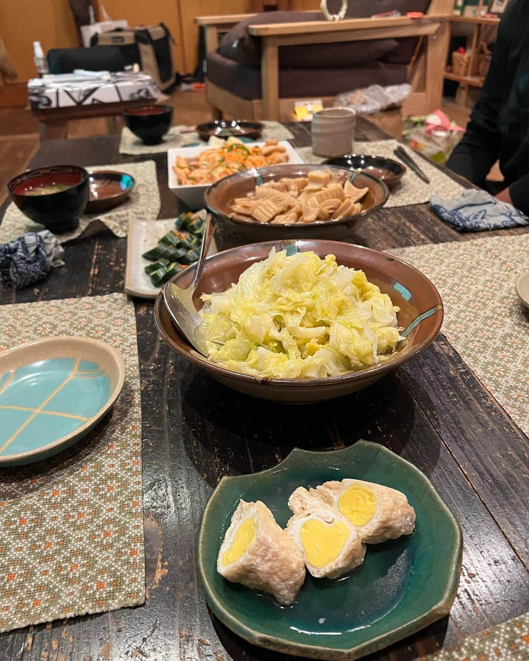 井上咲楽さんのインスタグラム写真 - (井上咲楽Instagram)「少し前の実家ごはん！ ばあばの家の裏のたけのこを食べられてよかった！ #益子焼 #いのさくの生活」5月15日 9時00分 - bling2sakura