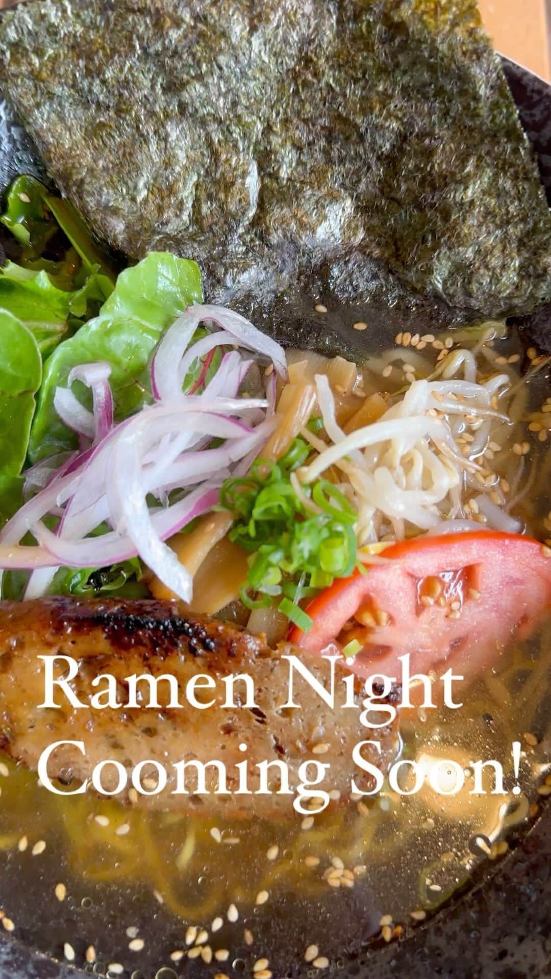 Peace Cafeのインスタグラム：「Finally, 100% vegan ramen night is coming next week, May 21 from 4pm-9pm❗️ This is a trial so reservations will not be accepted. Also, it will be Dain in only. We will have 30 servings of gluten free noodles available😉Everyone is welcome to try them✨  #ramen #vegan #hawaii #plantbased #healthyfood #glutenfree #peace #love」