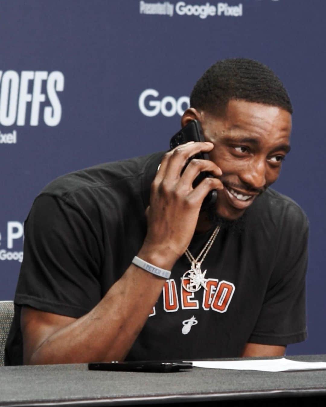 Miami HEATさんのインスタグラム写真 - (Miami HEATInstagram)「When mom calls, you answer. Even if you just made the Eastern Conference Finals. Happy #MothersDay!」5月15日 9時11分 - miamiheat
