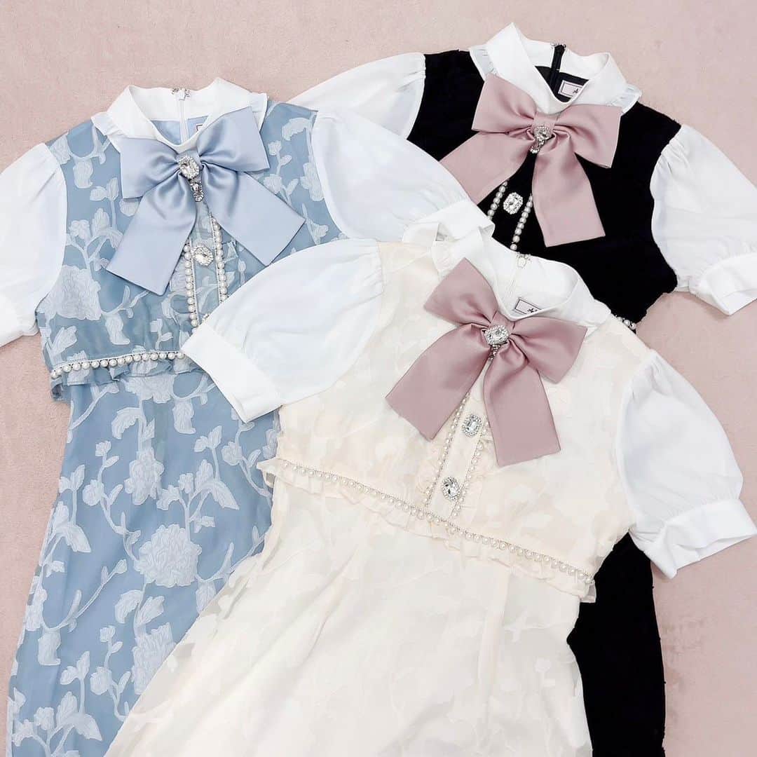 Ank Rougeさんのインスタグラム写真 - (Ank RougeInstagram)「【 🎀 New arrival 🎀 】  ♡ スタンドカラーセットアップ風OP  Ank Rouge店舗今週入荷💐✨」5月15日 10時15分 - ankrouge_official