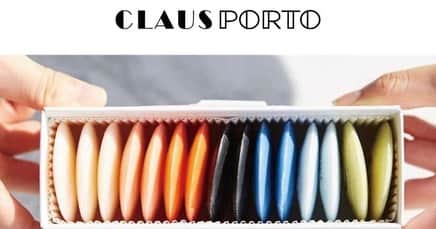 金子エミさんのインスタグラム写真 - (金子エミInstagram)「ポルトガル産の素敵な石鹸に出会いました。  CLAUS PORTO『クラウスポルト』石鹸 🙌🧼 毎日、楽しく手洗いしています。 ソープ 15個、7つの香りが楽しめます。  中でもブラックカント、バニラ、ピーチ、ジャスミンとライチのMIXされた香りは、なんとも独特で  日本ではなかなか出会えない香りの石鹸が特にお気に入り🍑🌿🍨  またアーモンドオイルと 蜂蜜の香がする石鹸も何度も手の香りを嗅いでしまう おいしそうな香りがとっても新鮮🤎🍯  朝は手洗い歯磨きから1日が始まります🪥🙌🧼🍳 さぁ今週がんばろう！」5月15日 10時16分 - emikaneko1114
