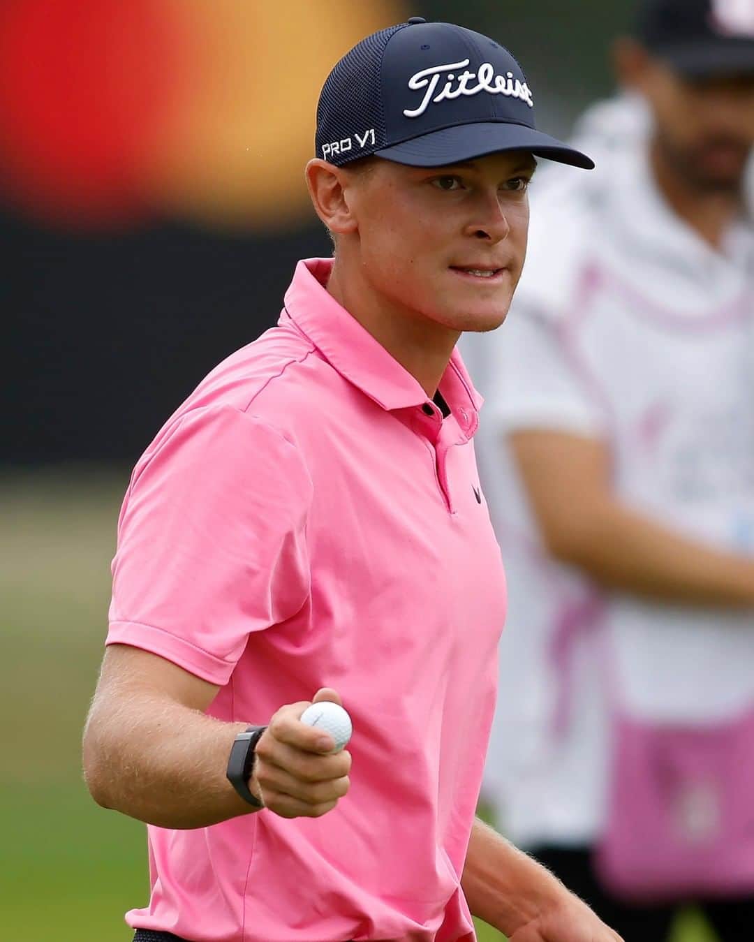 PGA TOURさんのインスタグラム写真 - (PGA TOURInstagram)「Pink on the shirt and mom on the mind @attbyronnelson 🩷」5月15日 10時44分 - pgatour