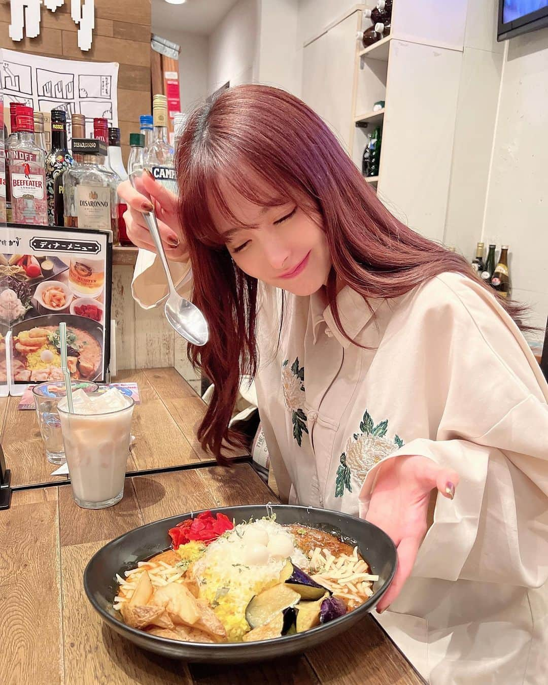 桃乃木かなさんのインスタグラム写真 - (桃乃木かなInstagram)「swipe☞  エクステつけてた時期が もう懐かしすぎる〜！ 2023年はもうエクステとってたから かれこれ半年は地毛かな？ 頑張って地毛伸ばすよ〜ꐕꐕꐕ」5月15日 22時18分 - kana_momonogi