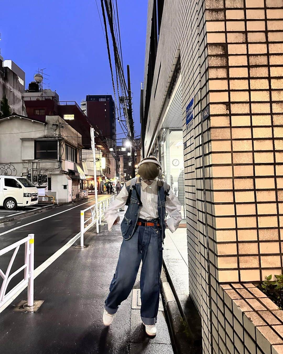 のインスタグラム：「街で推しに遭遇しないかなぁ」