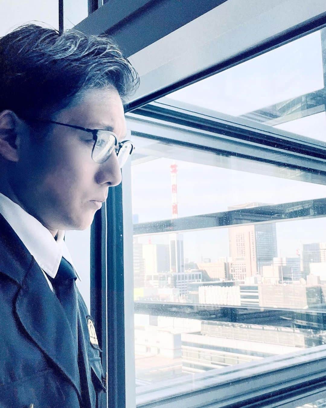 広音のインスタグラム：「風間〜〜〜！！😭  #ものまね #教場 #風間公親 #木村拓哉」
