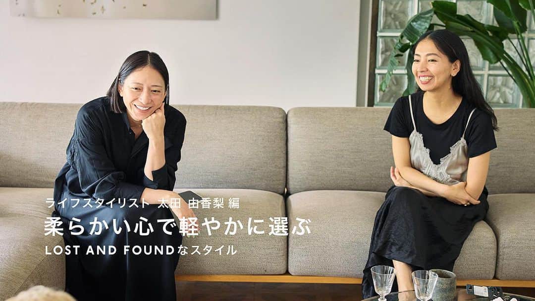 行方 久子 Hisako Namekataのインスタグラム：「. @lost.and.found_store の対談連載、今回のゲストは大田由香梨さん @otayukari   まっすぐな探究心としなやかな行動力をいつも本当にすごい！ と思っていたので、お話しをお伺いできて幸せな時間でした。  全部伝えたくて盛り込みたくて8000字になっちゃって そこから泣く泣く削りました🙄  ストーリーズのリンクからぜひご一読いただけましたらー！」