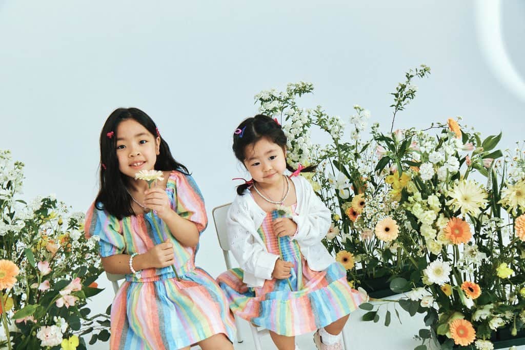 イ・ユンジのインスタグラム：「나의너s.  매일격한너희의성장앞에 내가이길수있는것은 너희를향한사랑만이 유일하다.  #라쏘네#2023봄#Gapkids」